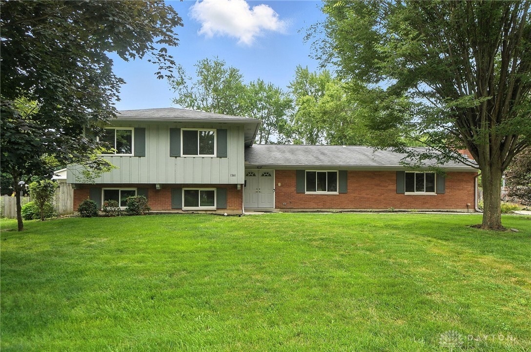Property Photo:  1360 Fenway Court  OH 45458 