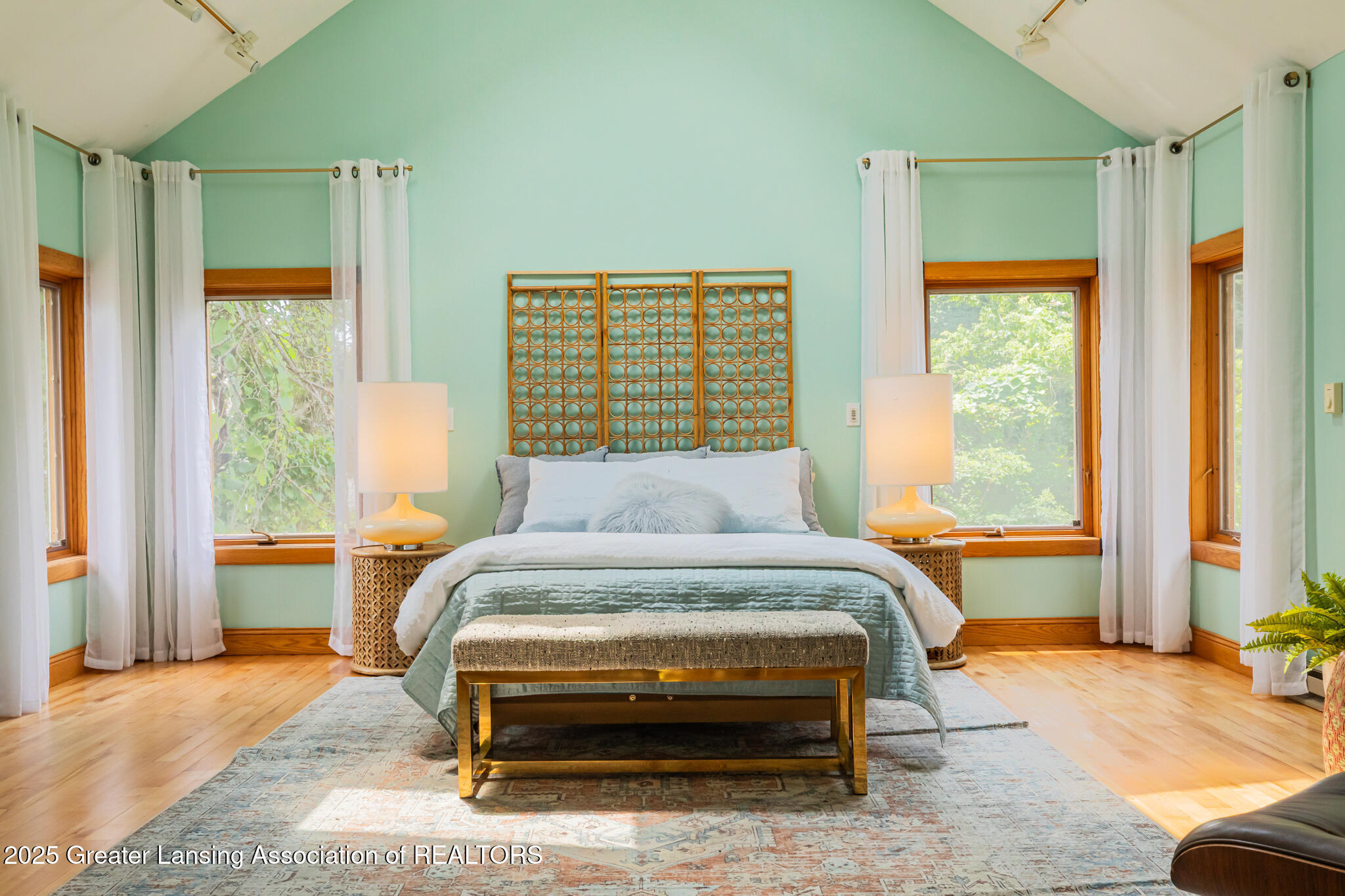 Property Photo: 815 Bancroft Court MI 48915