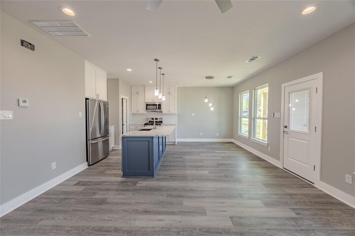 Property Photo:  729 Ebenezer Lane  TX 77833 