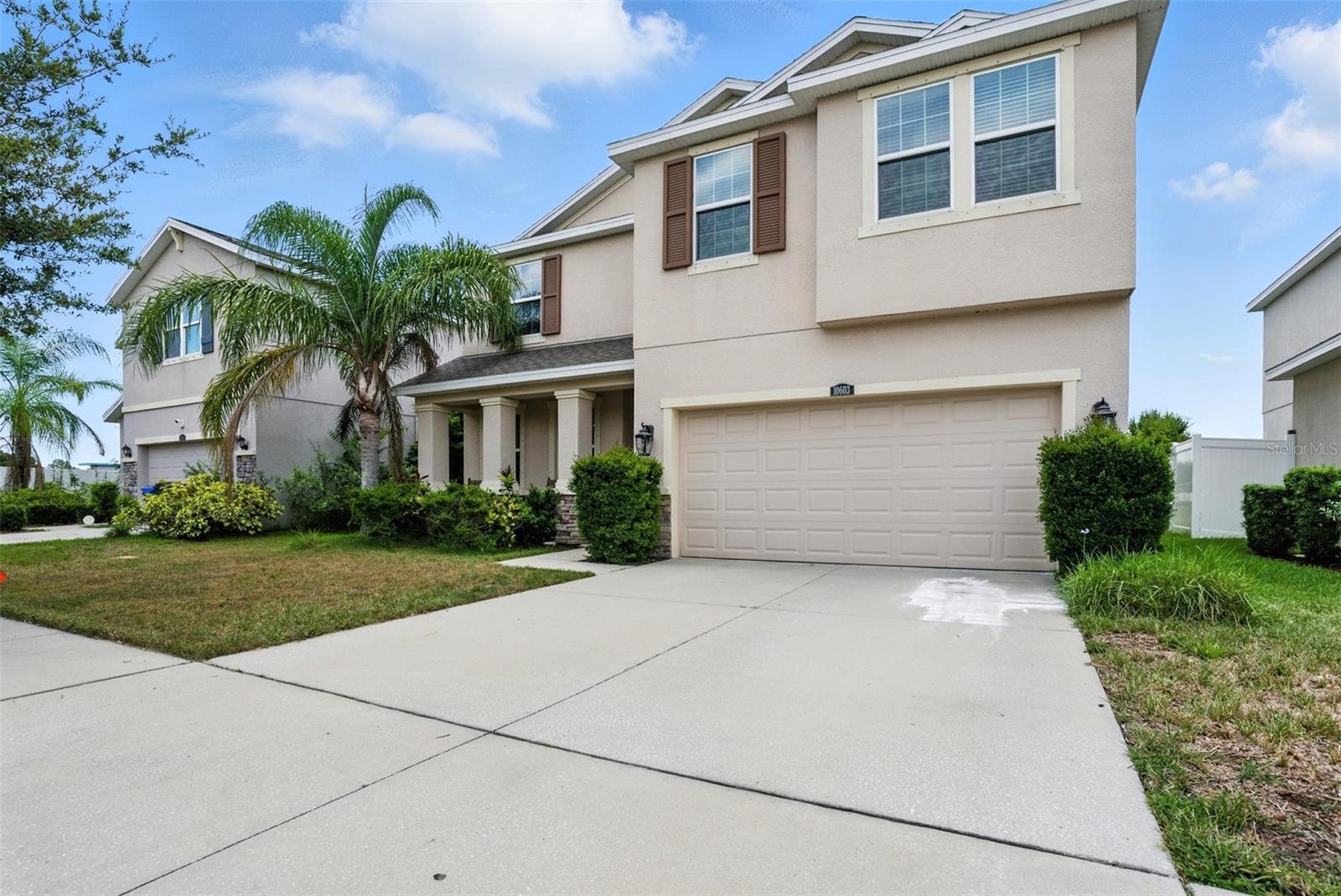 Property Photo: 10603 Avian Forrest Drive FL 33578