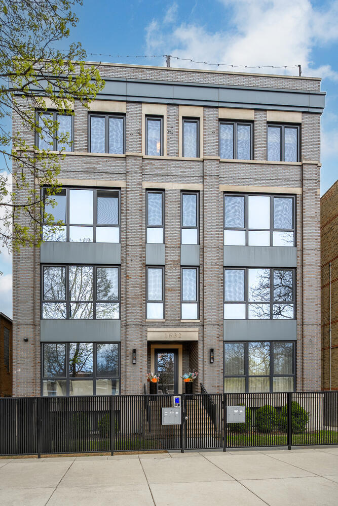 Property Photo: