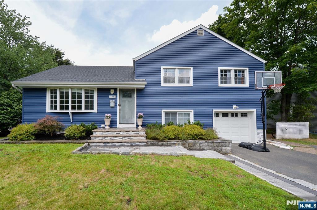 37-03 Northern Drive  Fair Lawn NJ 07410 photo