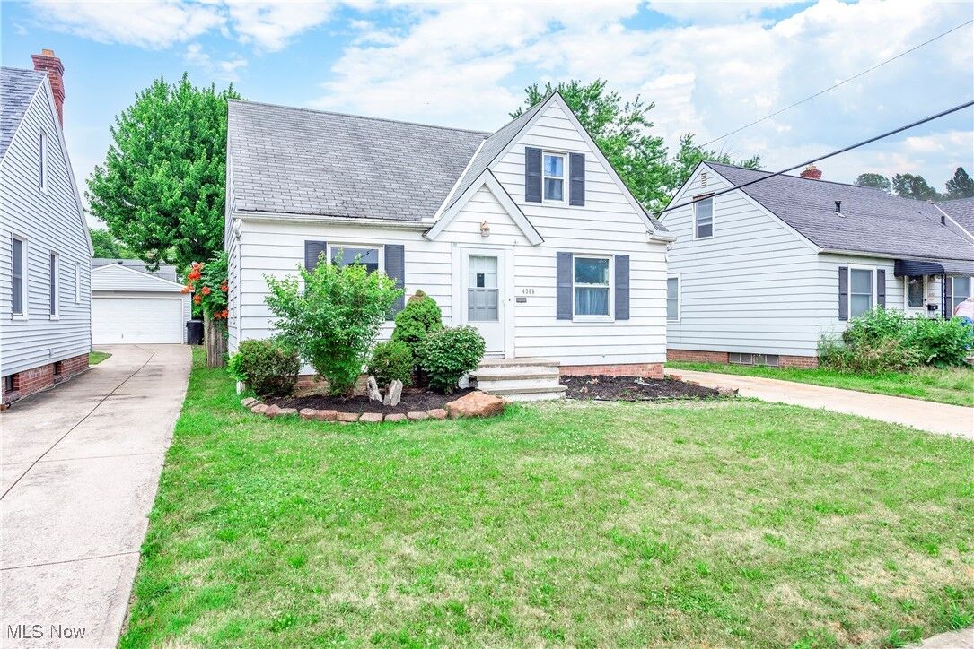 Property Photo: 4306 W 137th Street OH 44135