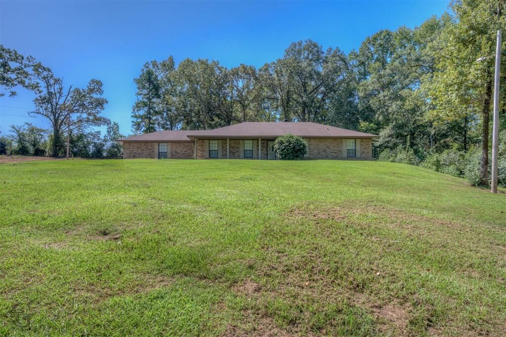 Property Photo: 180 Amy Lane LA 71052