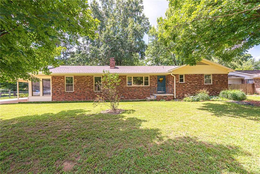 1501 E Stubblefield Road  Fayetteville AR 72703 photo