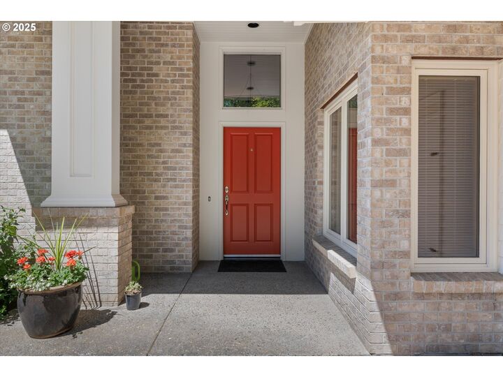 Property Photo: 655 SW 83rd Ave OR 97225