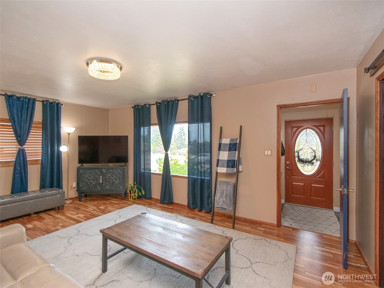 Property Photo: 136 W 13th Street WA 98362