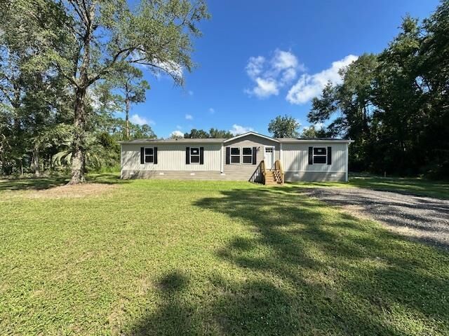 Property Photo:  86 Estelle Drive  FL 32327 