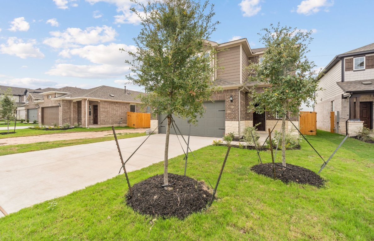 Property Photo: 582 Tailwind Drive TX 78640