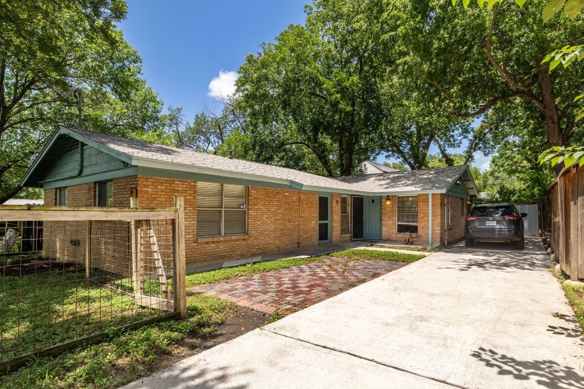 Property Photo: 4108 Lewis Lane A &Amp B TX 78756
