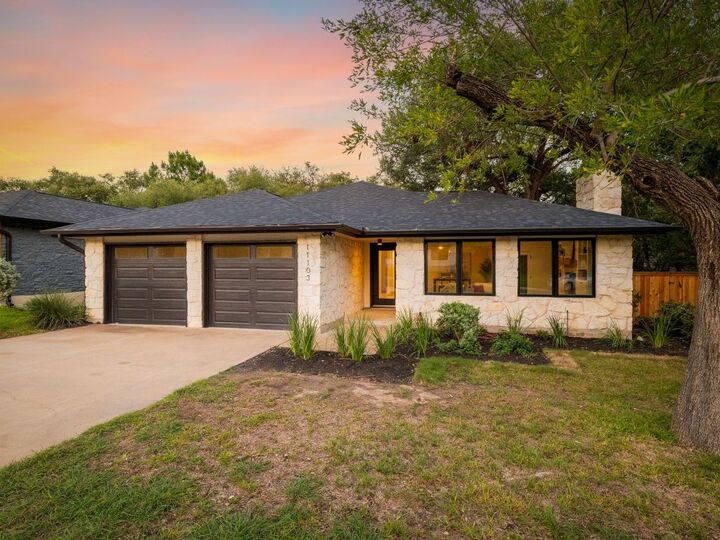 11103 Oak Knoll Drive  Austin TX 78759 photo