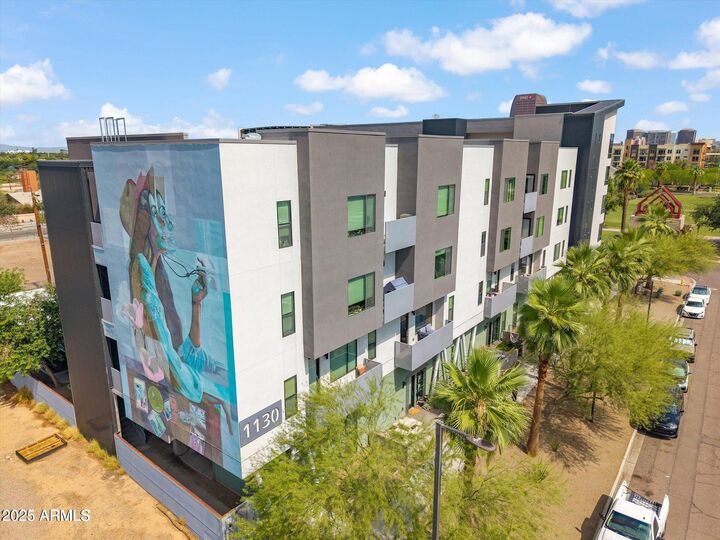 Property Photo:  1130 N 2nd Street 401  AZ 85004