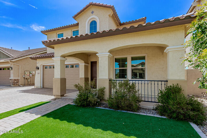 Property Photo:  960 S Edith Drive  AZ 85225 