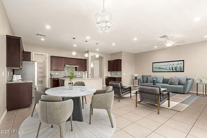Property Photo: 960 S Edith Drive AZ 85225