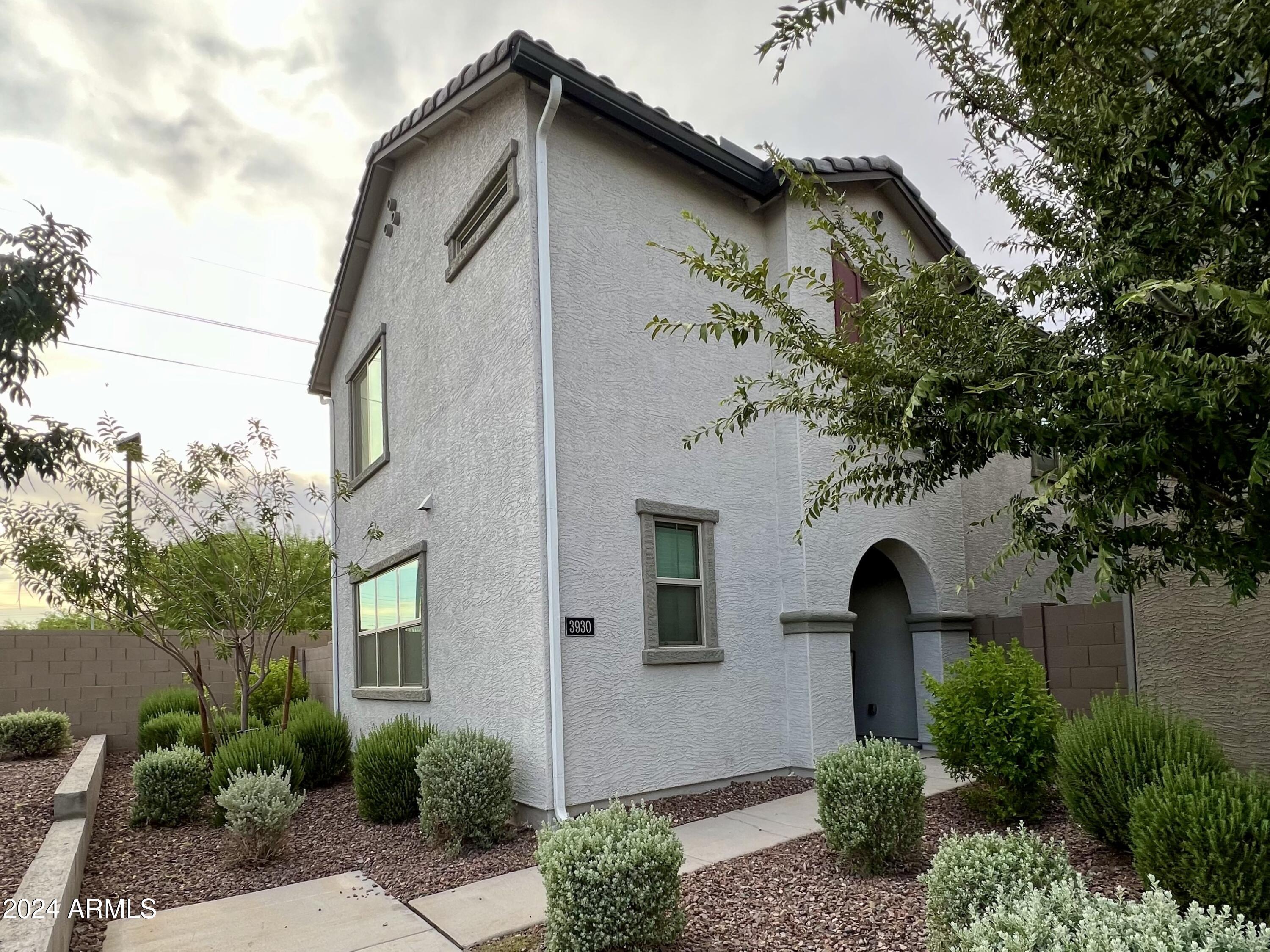 3930 S 58th Lane  Phoenix AZ 85043 photo
