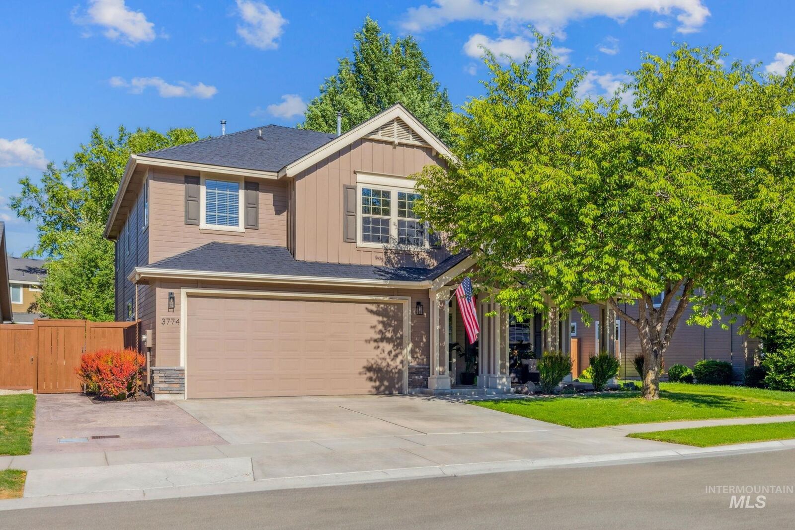 Property Photo: 3774 N Legacy Common Ave ID 83646