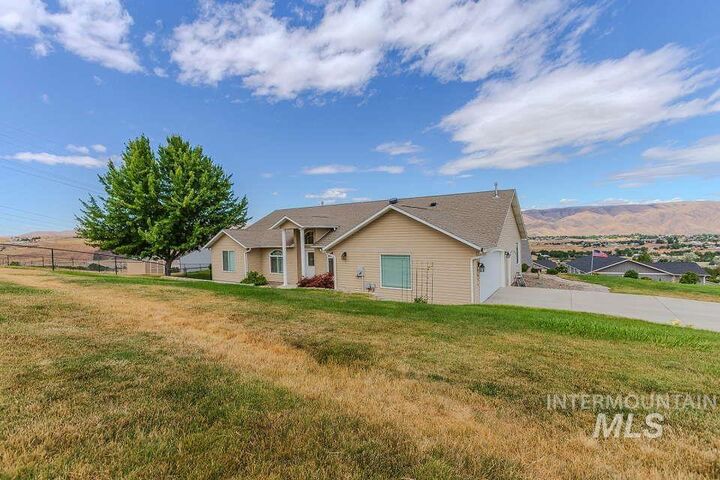 Property Photo:  2924 27th Street  WA 99403