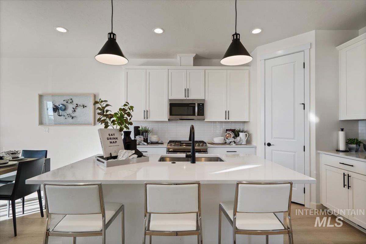 Property Photo: 312 N Lagrasse Lane ID 83669