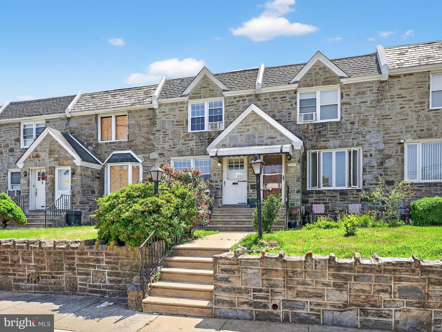 2720 Unruh Avenue  Philadelphia PA 19149 photo