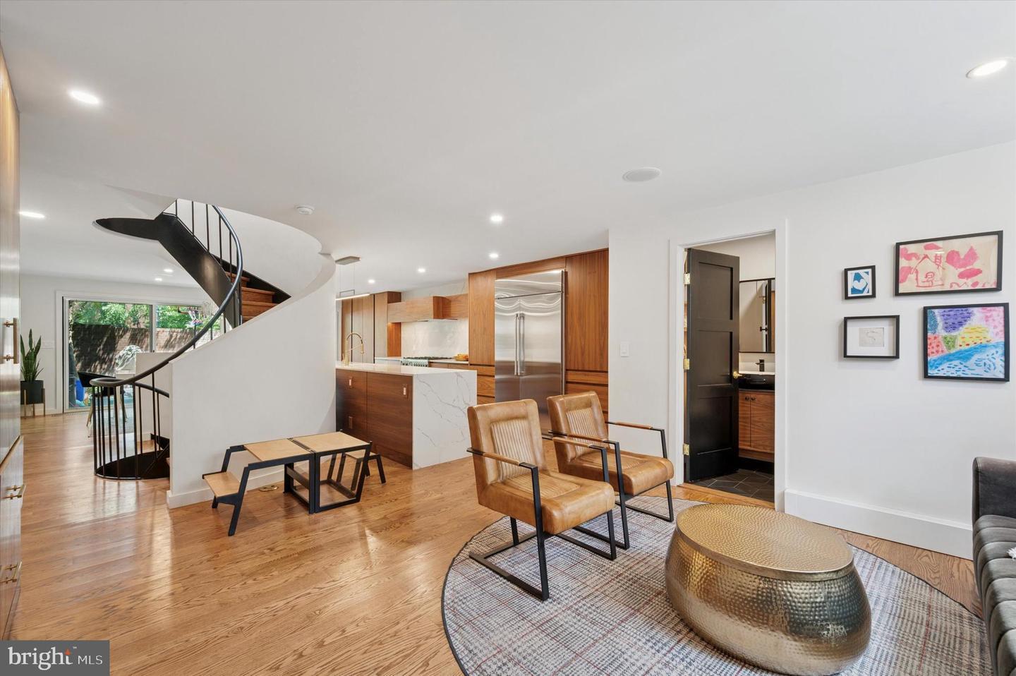 Property Photo: 283 Locust Street PA 19106