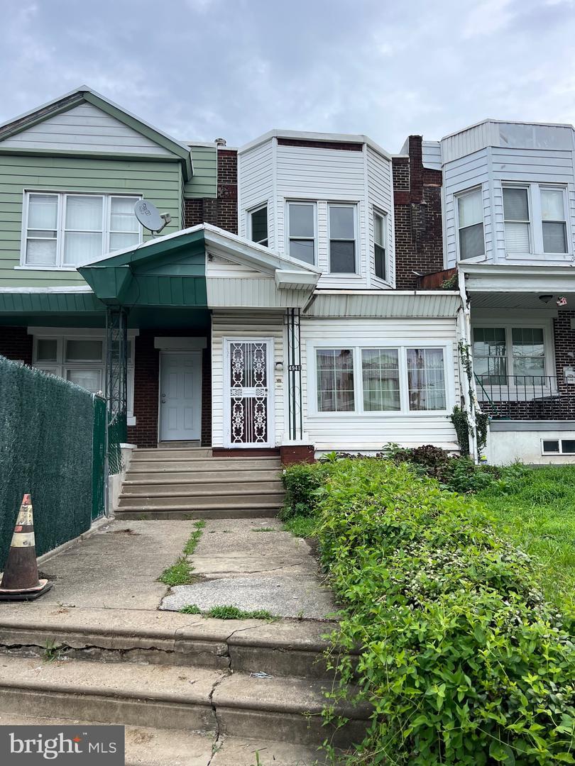 4941 N Front Street  Philadelphia PA 19120 photo