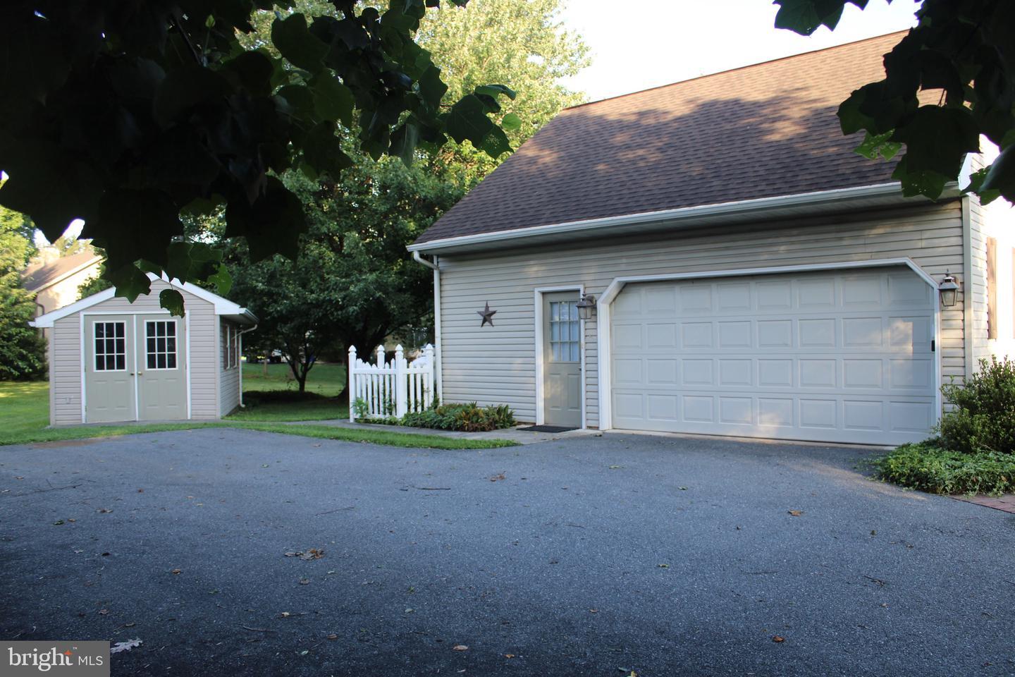 Property Photo: 109 Sandstone Drive PA 17584