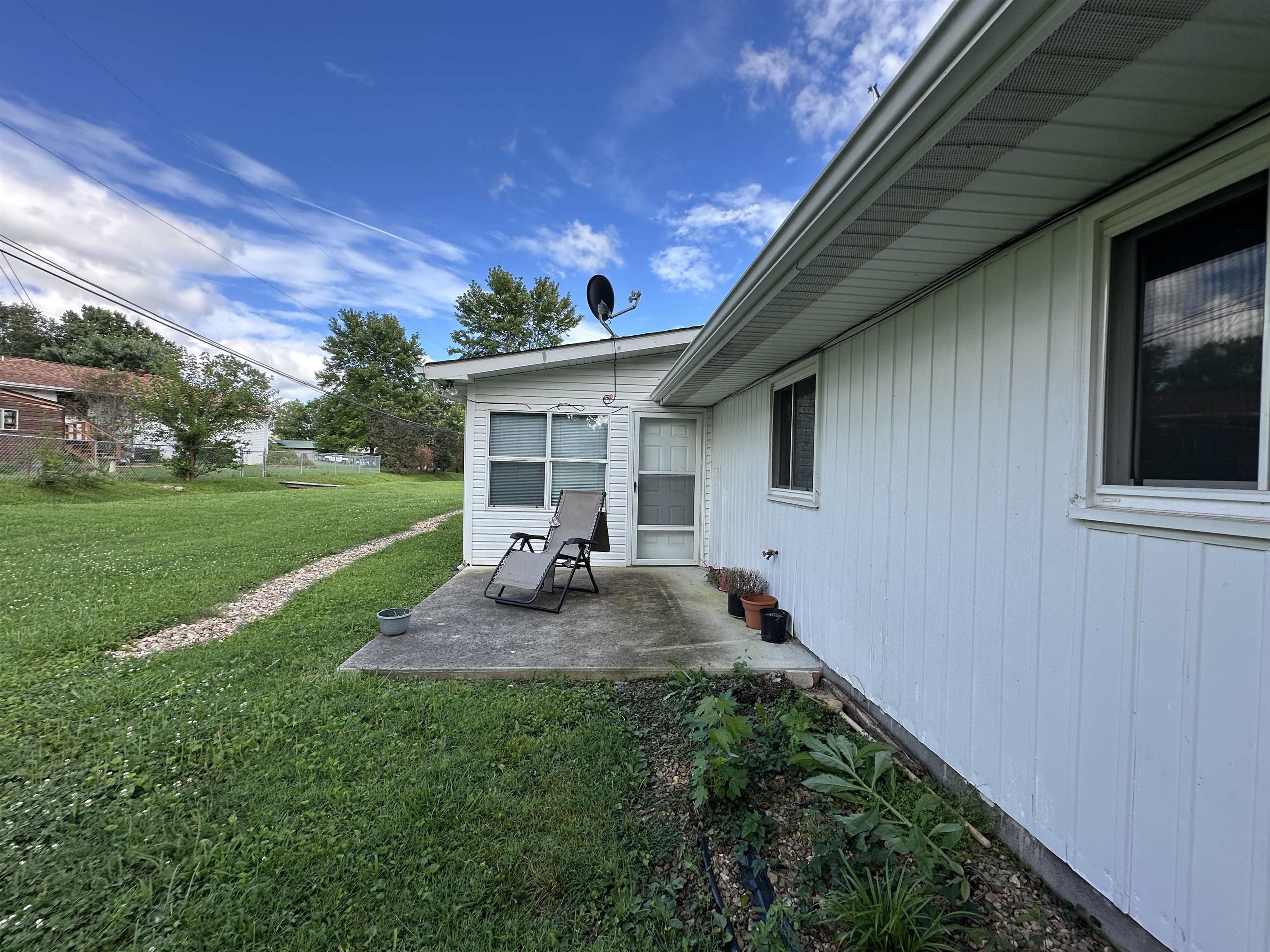 Property Photo: 1105 Meadowbrook Drive AR 72653-9999