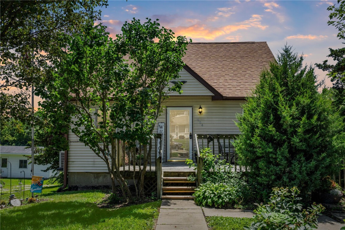 604 Fairchild Street  Coralville IA 52241 photo