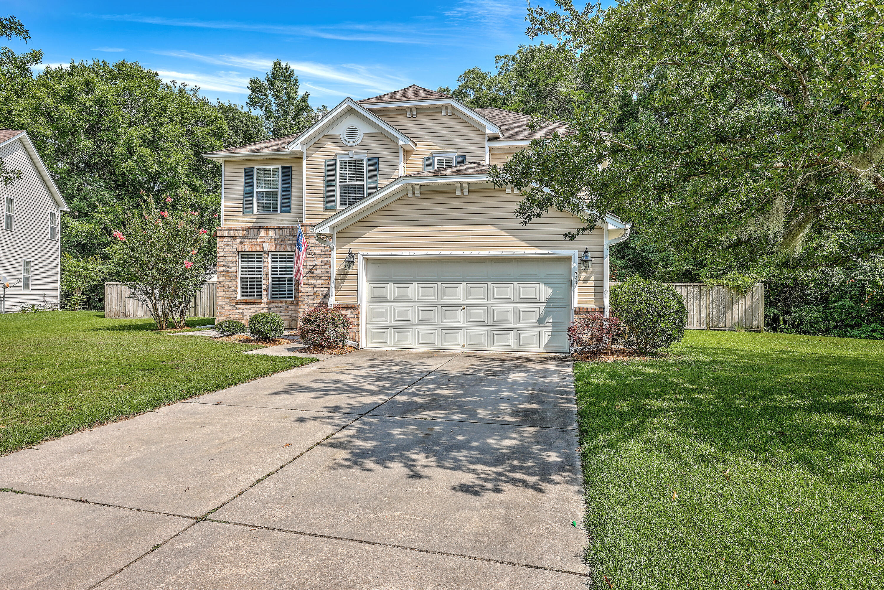 Property Photo: 717 Professor Drive SC 29456