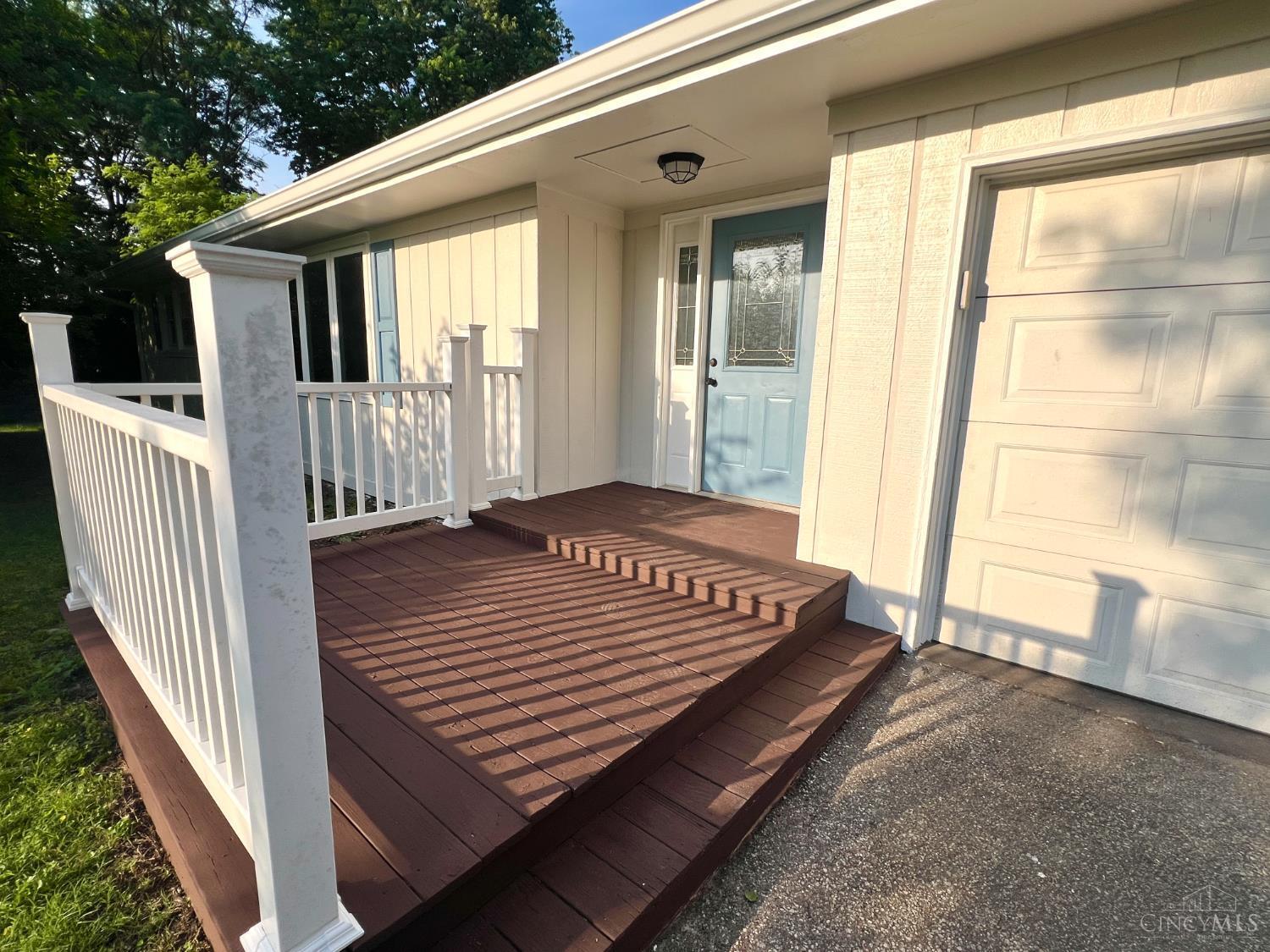 Property Photo:  176 Lakeview Drive  OH 45044 