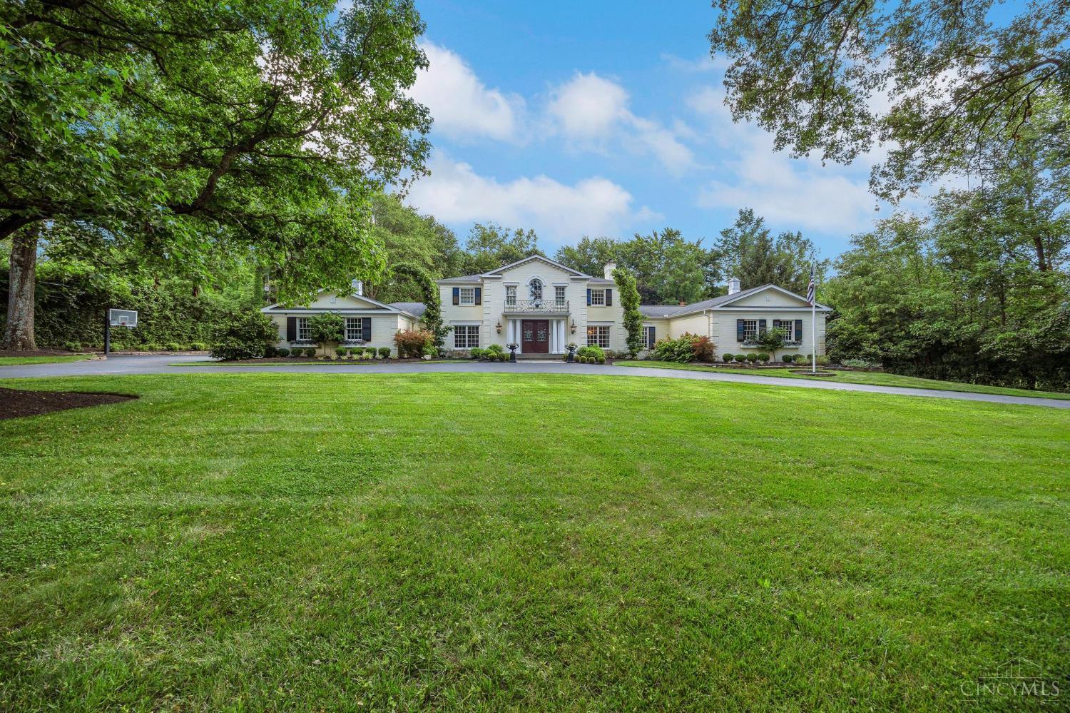 Property Photo: 8075 Kugler Mill Road OH 45243