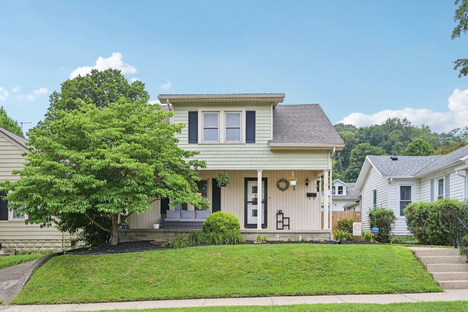 Property Photo: 105 Marks Avenue OH 43130