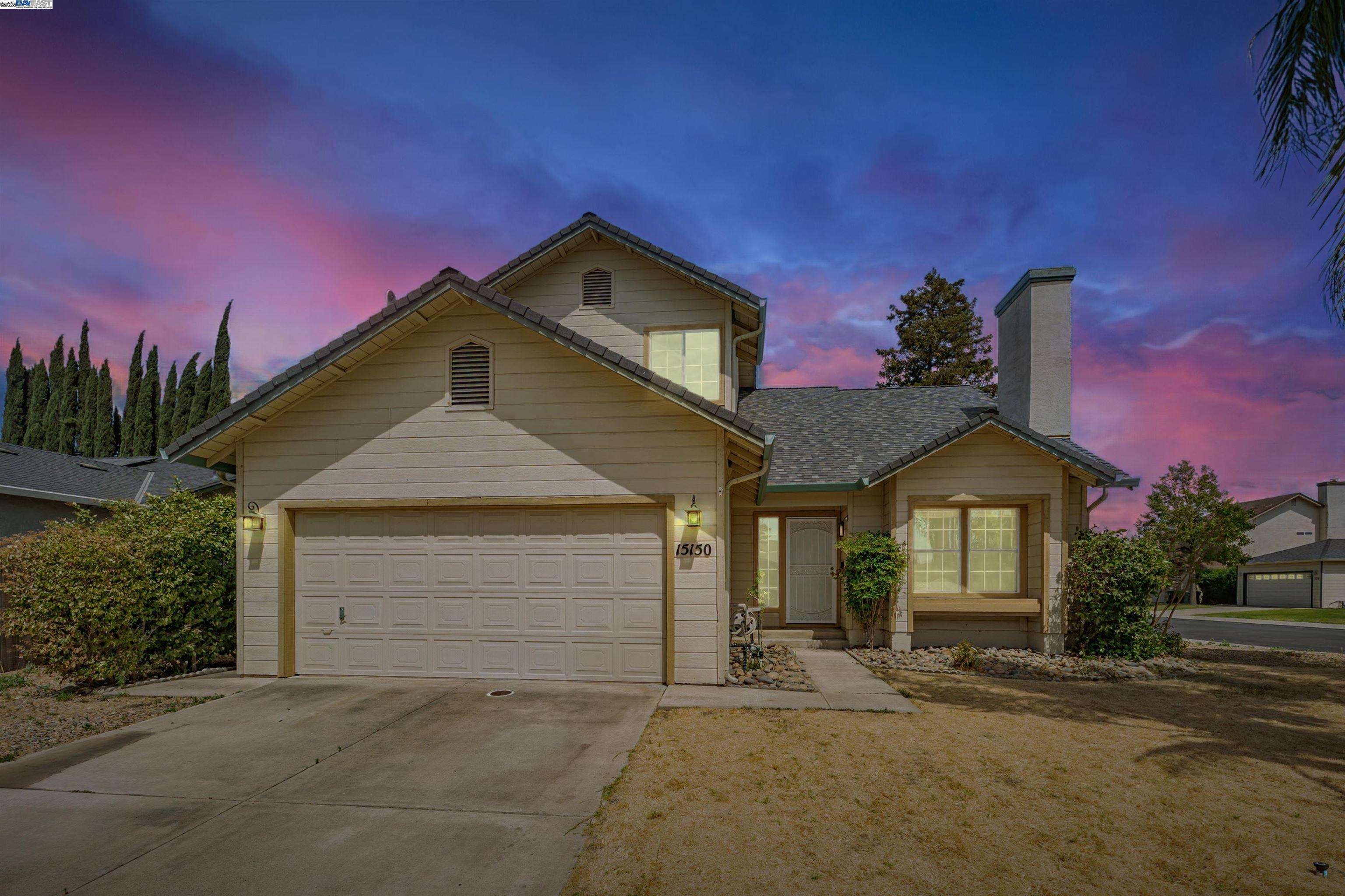 Property Photo: 15150 Hollyhock Ct CA 95330