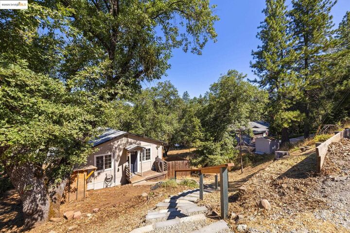 Property Photo: 22090 Fair Oaks Ct CA 95370