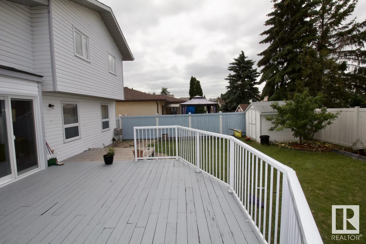 Property Photo: 1108 112 Street NW AB T6J 6S1