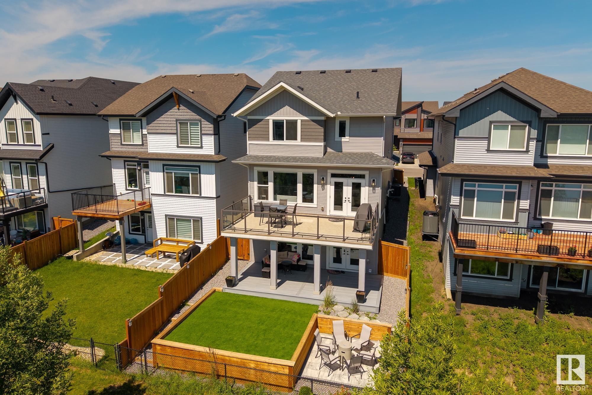 Property Photo: 3306 Parker Loop SW AB T6W 4C2