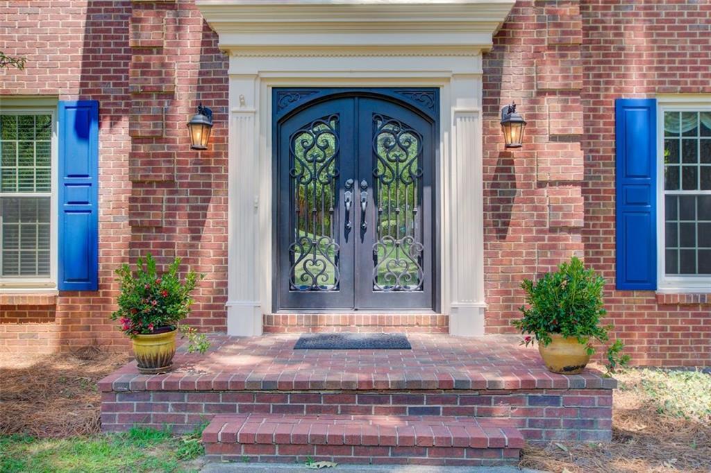 Property Photo: 5163 Charlemagne Way SW GA 30047