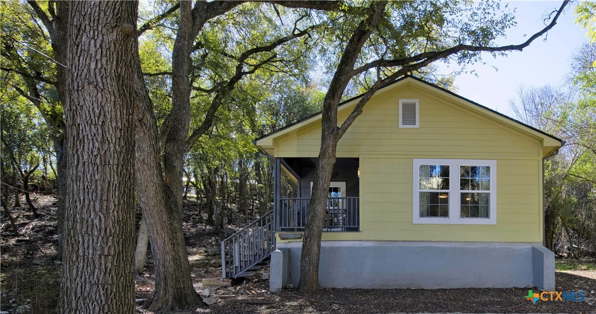 835 Old Ranch Road 12  San Marcos TX 78666 photo