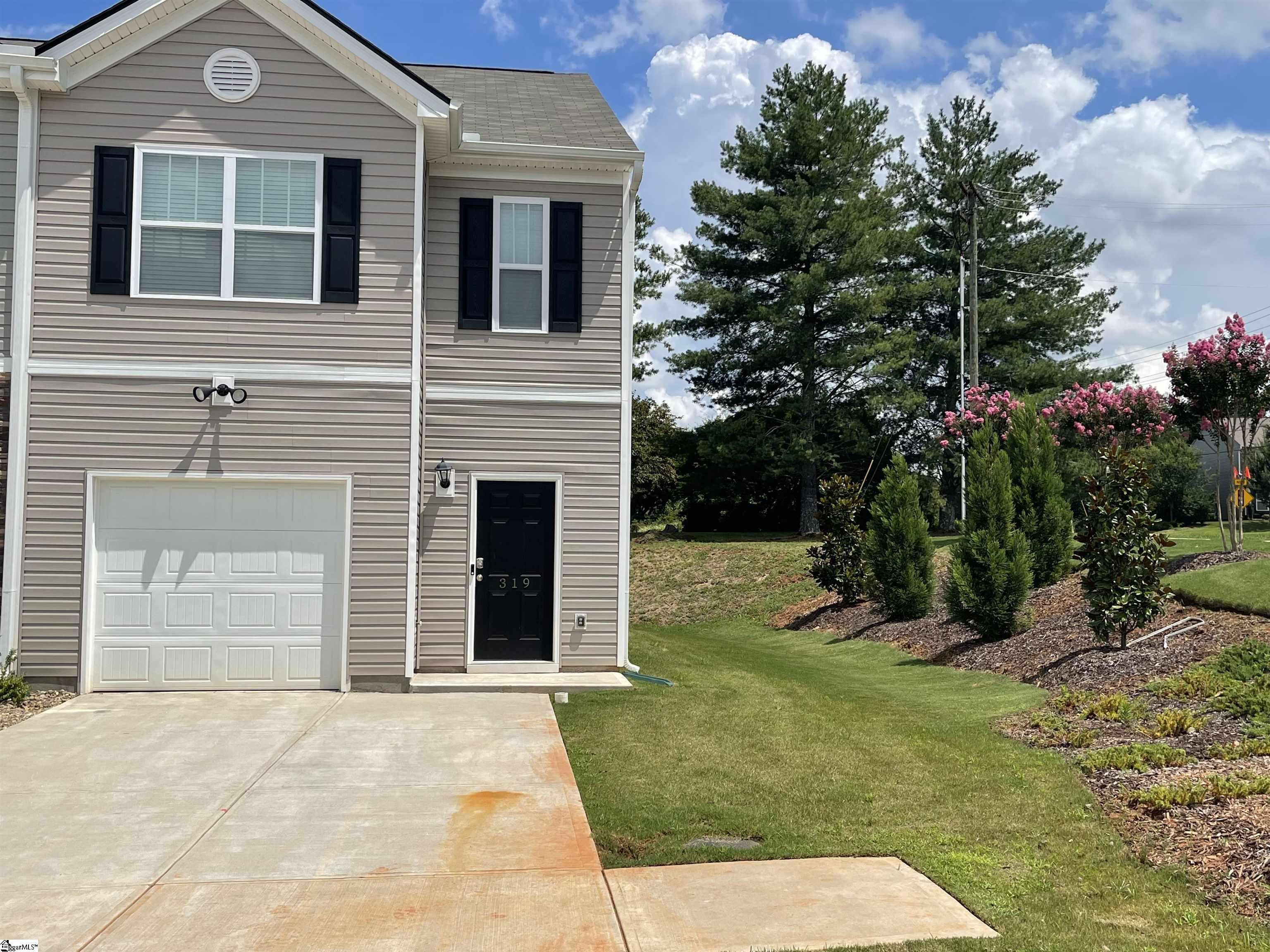 Property Photo:  319 High Log Trail  SC 29651 