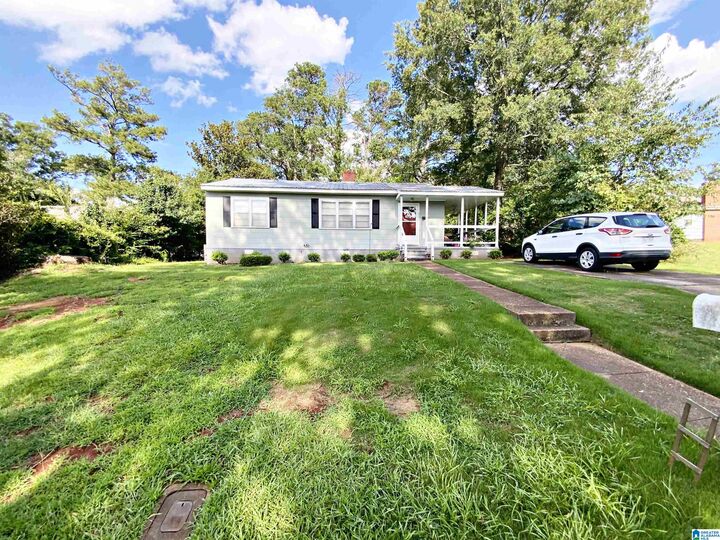 724 Glenwood Road  Talladega AL 35160 photo
