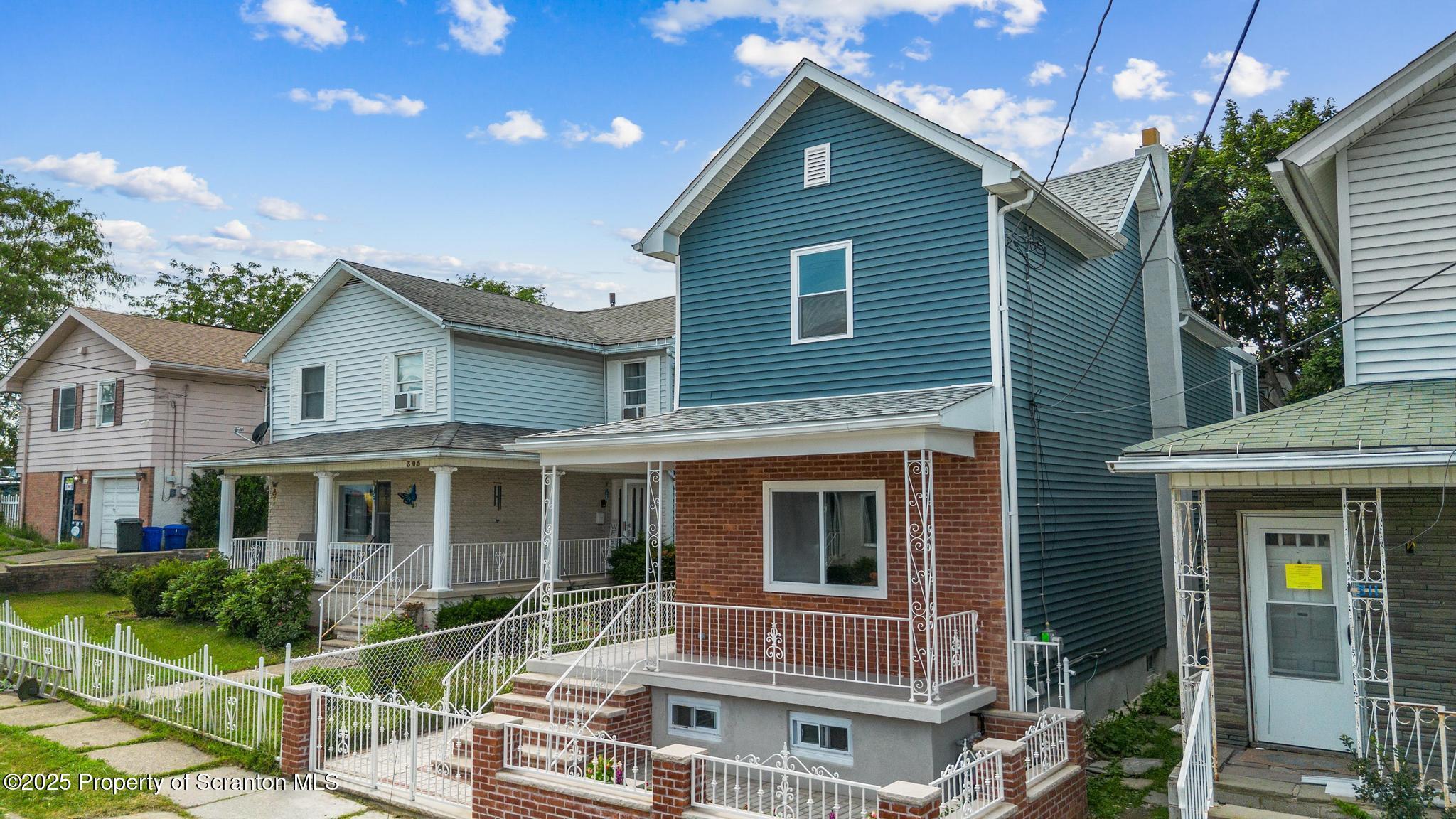 Property Photo: 309 N Lincoln Avenue PA 18504