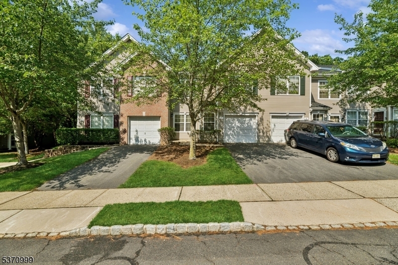 44 Windsong Cir  East Brunswick Twp. NJ 08816 photo