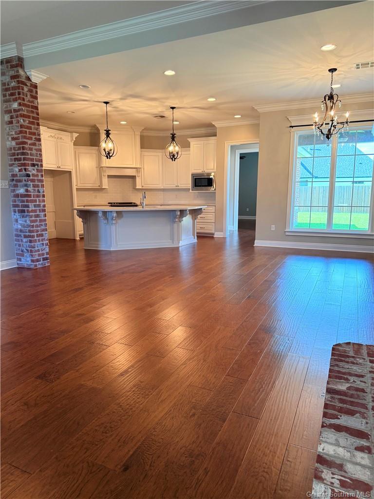 Property Photo:  2523 S Point Drive  LA 70605 