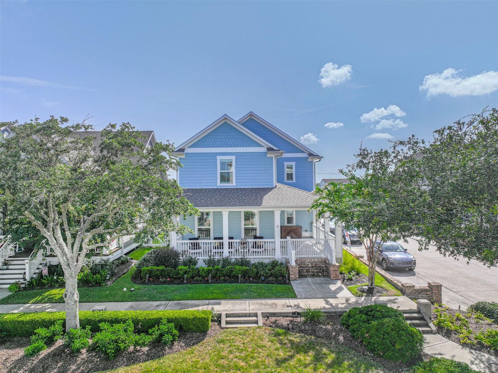 Property Photo:  6 Caravelle Court  TX 77554 