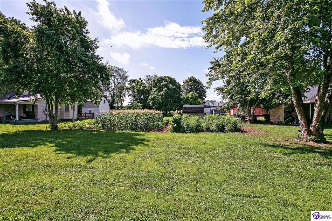 Property Photo: 300 College Street KY 42716