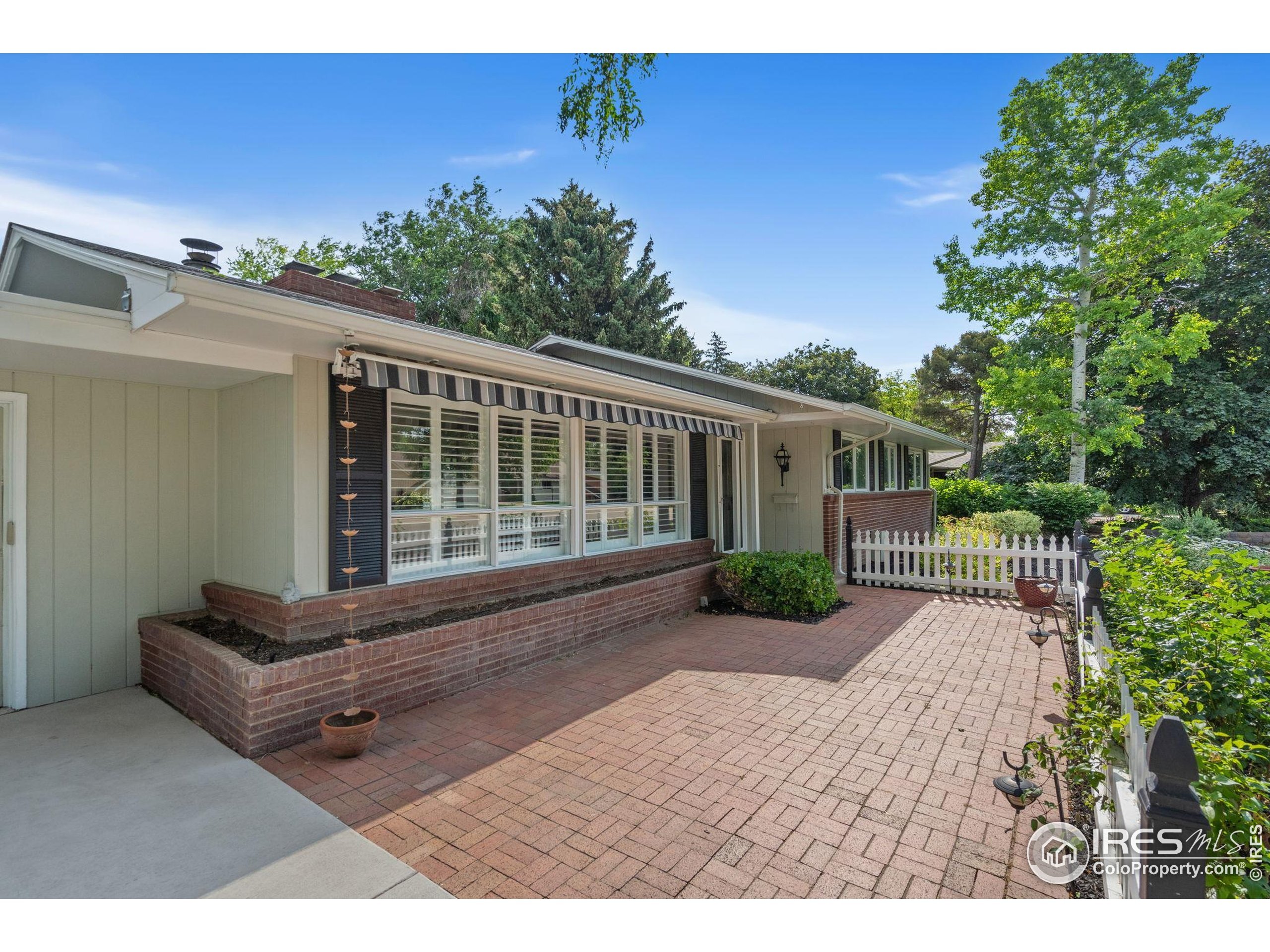 Property Photo:  816 Buckeye St  CO 80524 