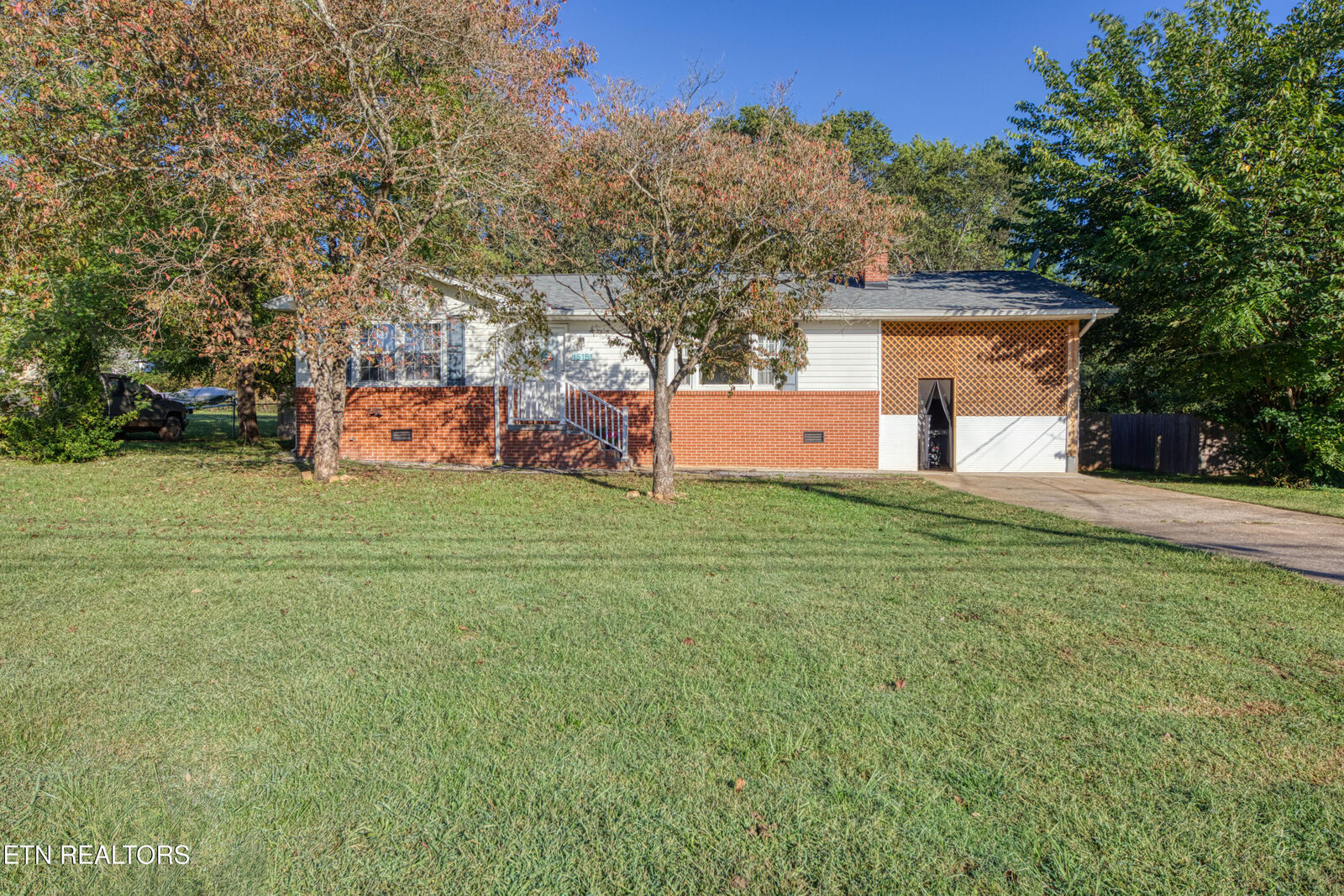 Property Photo: 1515 Charles Drive TN 37918