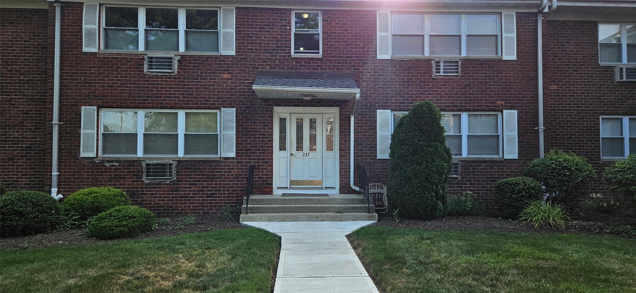 Property Photo: 237 N Middletown Road H NY 10965