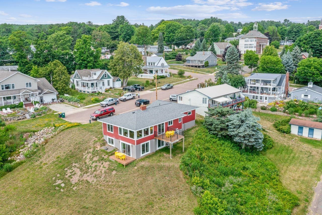 Property Photo: 124 N 1st St WI 54814