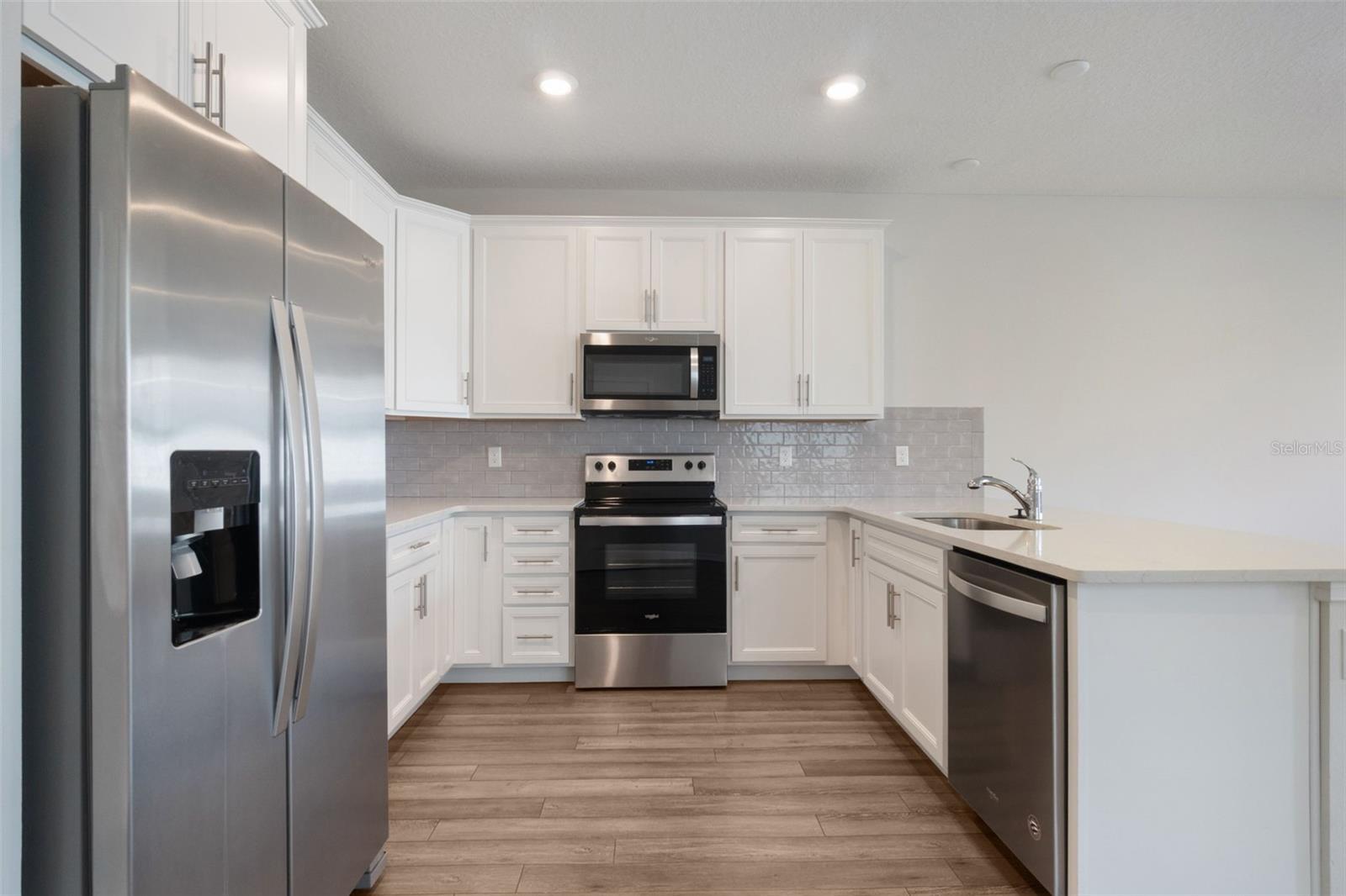 Property Photo: 14568 Orchid Island Drive FL 32827